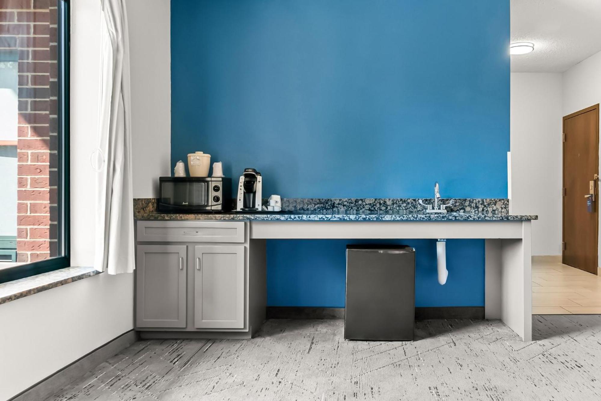Holiday Inn Express & Suites Detroit - Novi By Ihg Kültér fotó