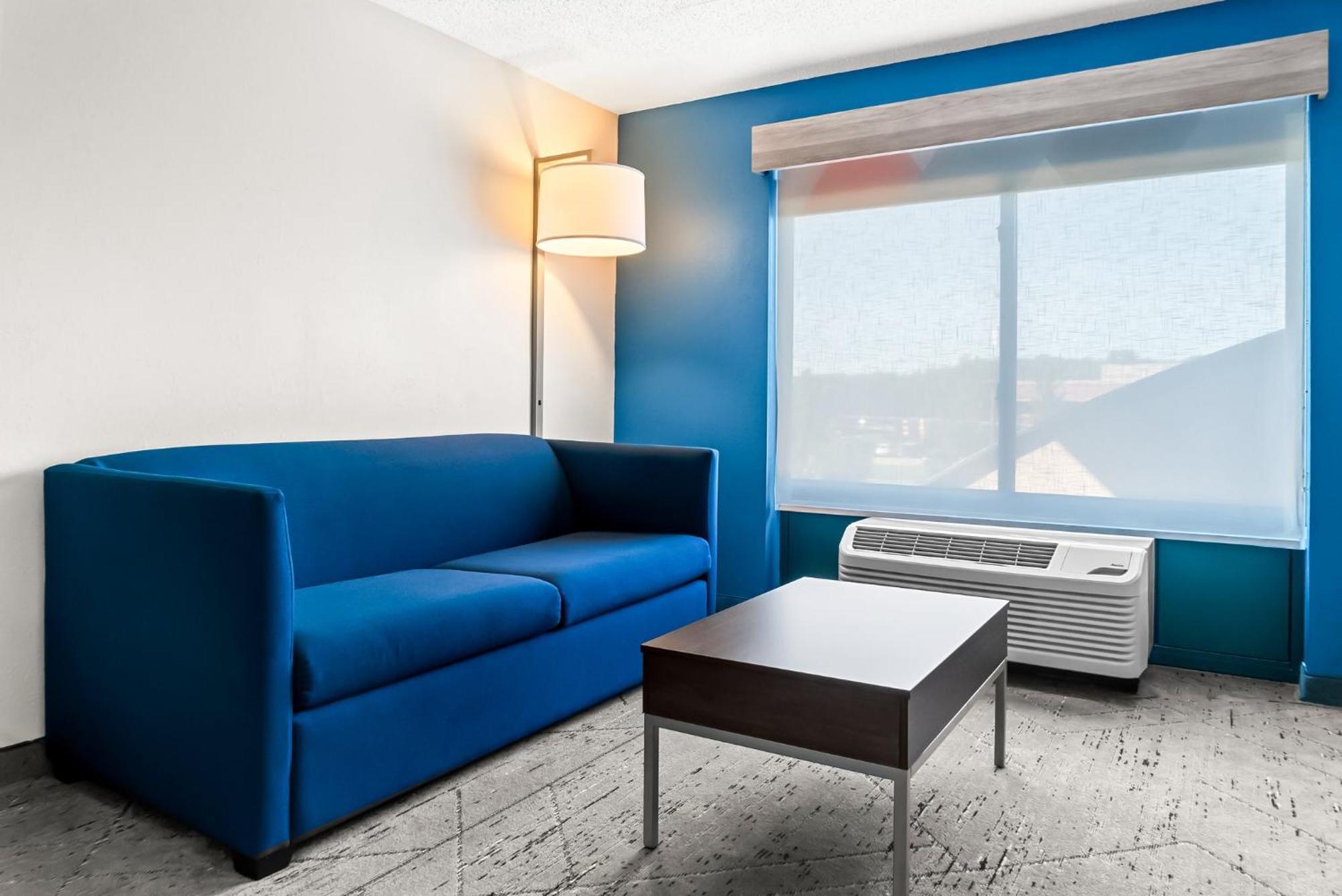 Holiday Inn Express & Suites Detroit - Novi By Ihg Kültér fotó