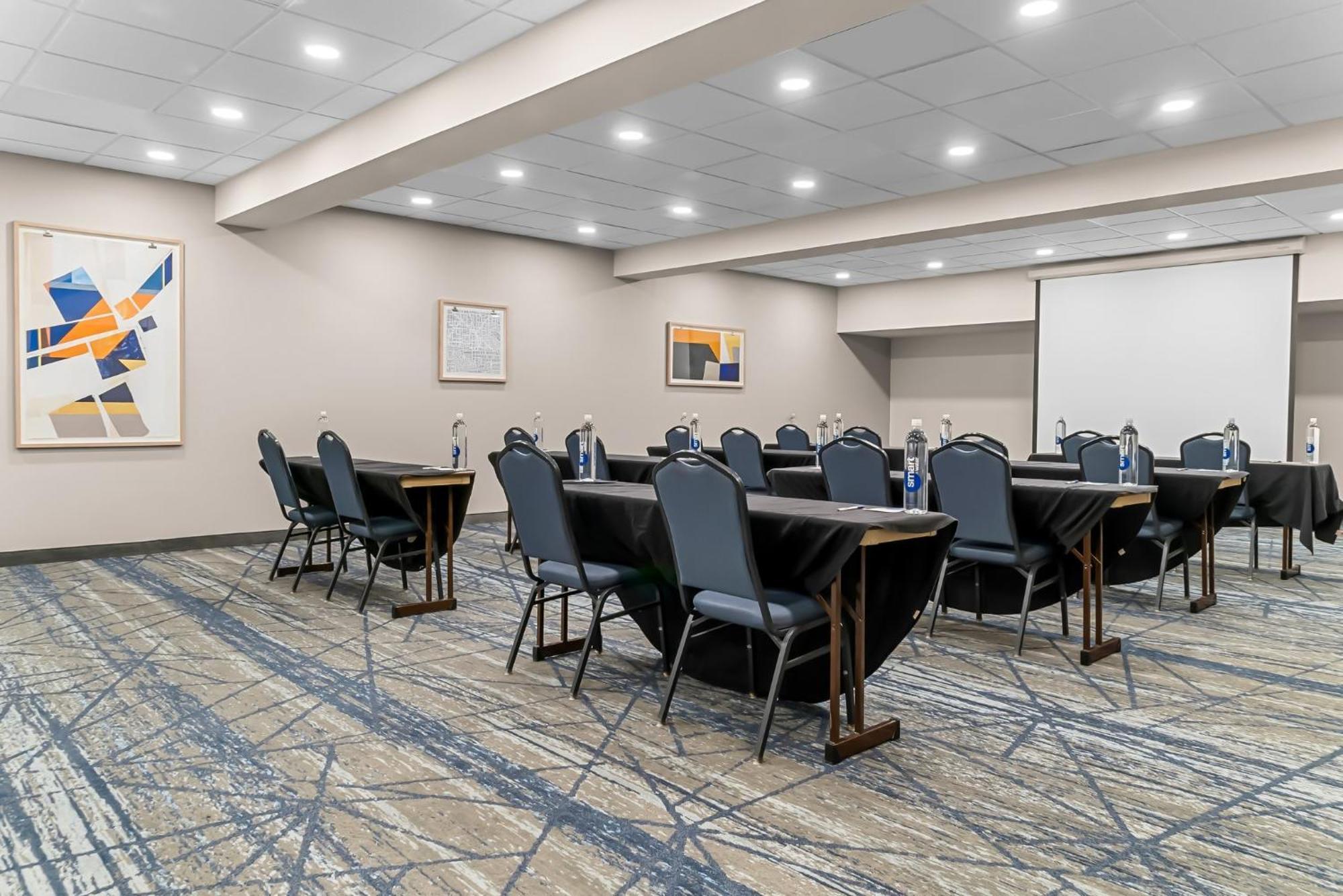 Holiday Inn Express & Suites Detroit - Novi By Ihg Kültér fotó