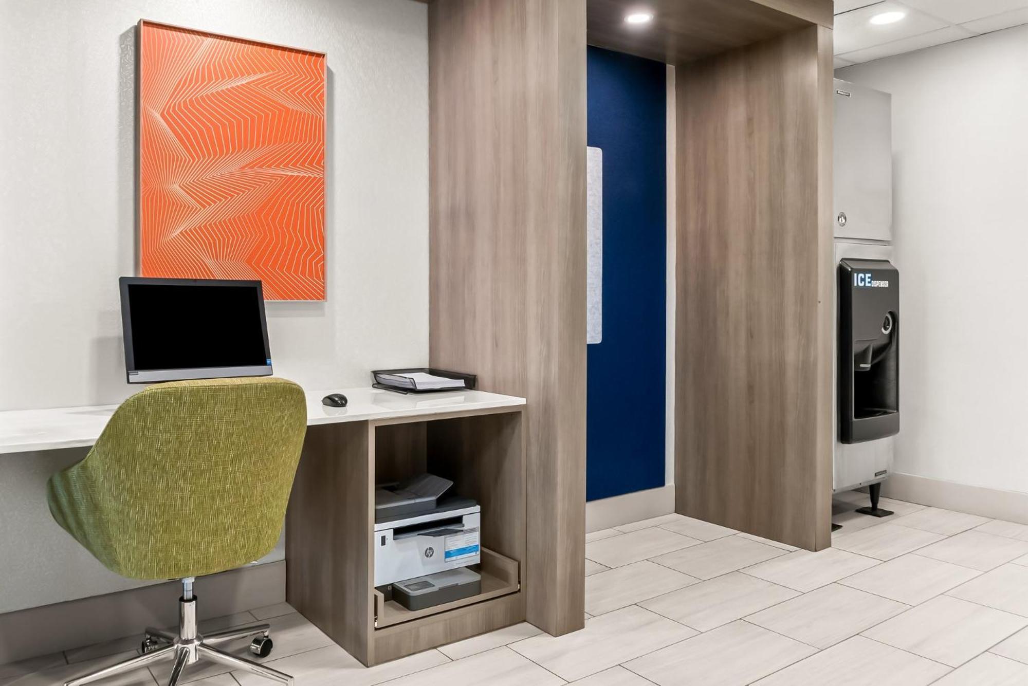 Holiday Inn Express & Suites Detroit - Novi By Ihg Kültér fotó