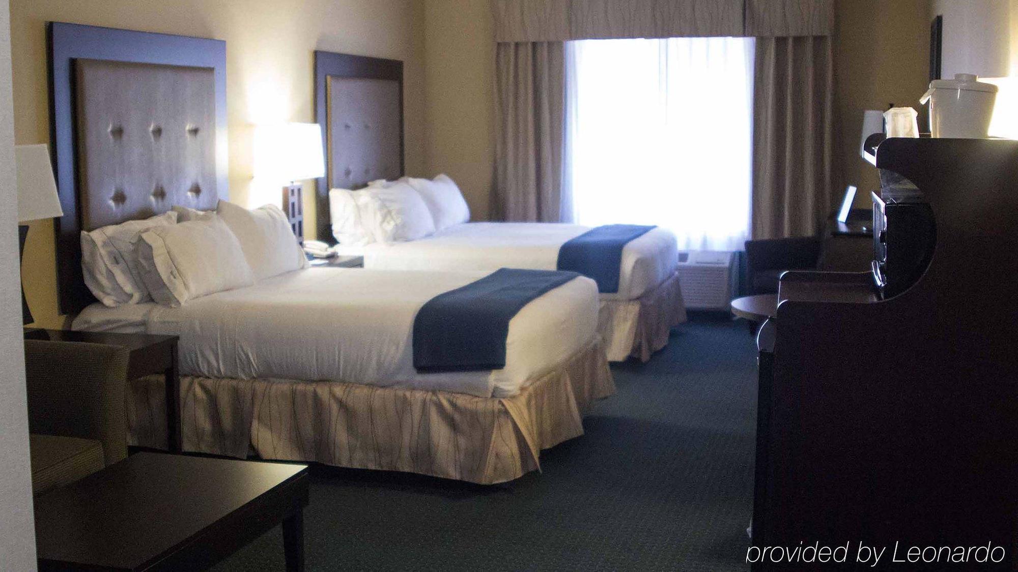 Holiday Inn Express & Suites Detroit - Novi By Ihg Kültér fotó